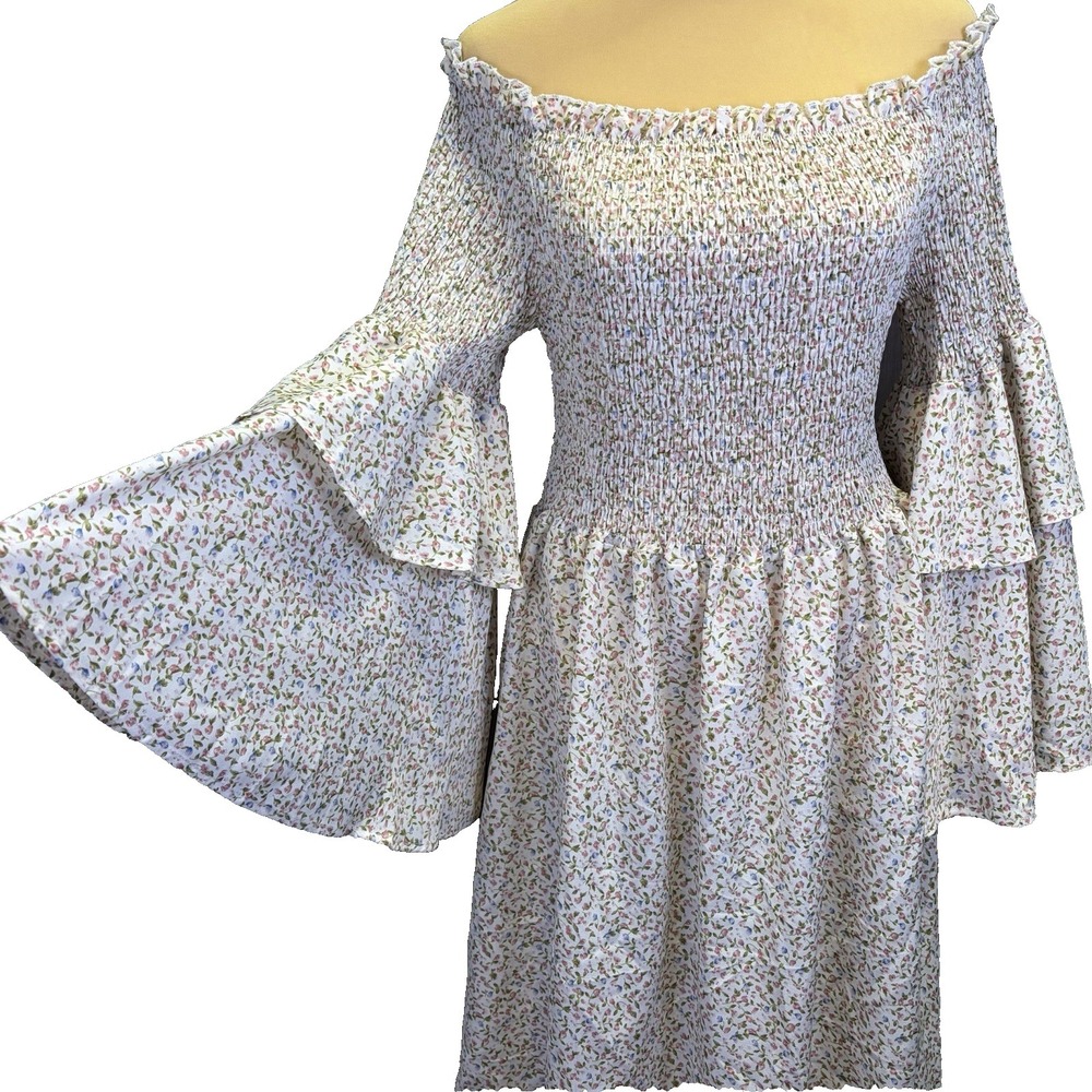 Shein Off the Sholder Dress Size 1X Cream Ditzy Floral‎ Smocked Peasant Boho